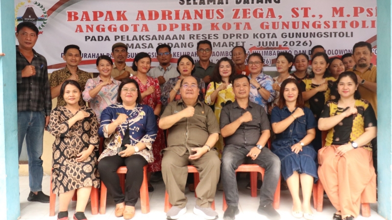 Reses Di Kelurahan Pasar, Ketua DPRD Gusit Adrianus Zaga Tampung Aspirasi Warga