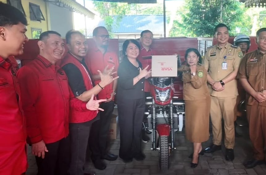 Biar Medan Tidak Jorok, PDI Perjuangan Medan Kasih 7 Unit Motor Sampah