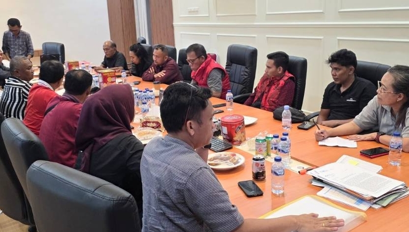 Rapat Internal DPC PDI Perjuangan Tapteng Dalam Menyikapi Perkembangan Baik Partai Dan DPRD